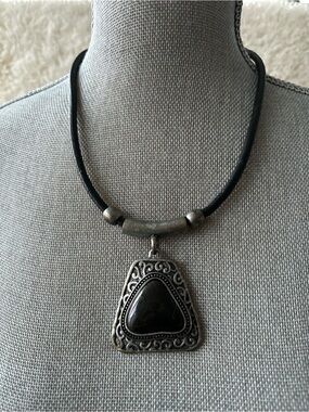 Vintage Artisan Silver-Tone and Black Stone Pendant Necklace